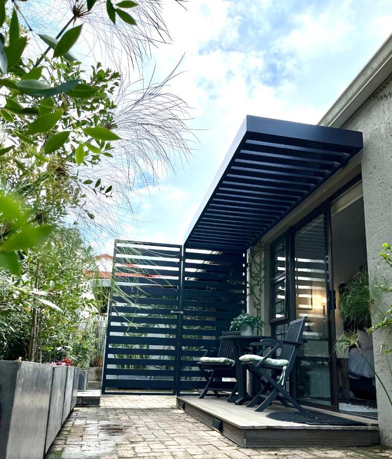 Art-Inspired Bedroom Close To Cbd Mossel Bay Exterior foto